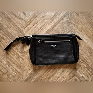 Vintage Coach black leather clutch
